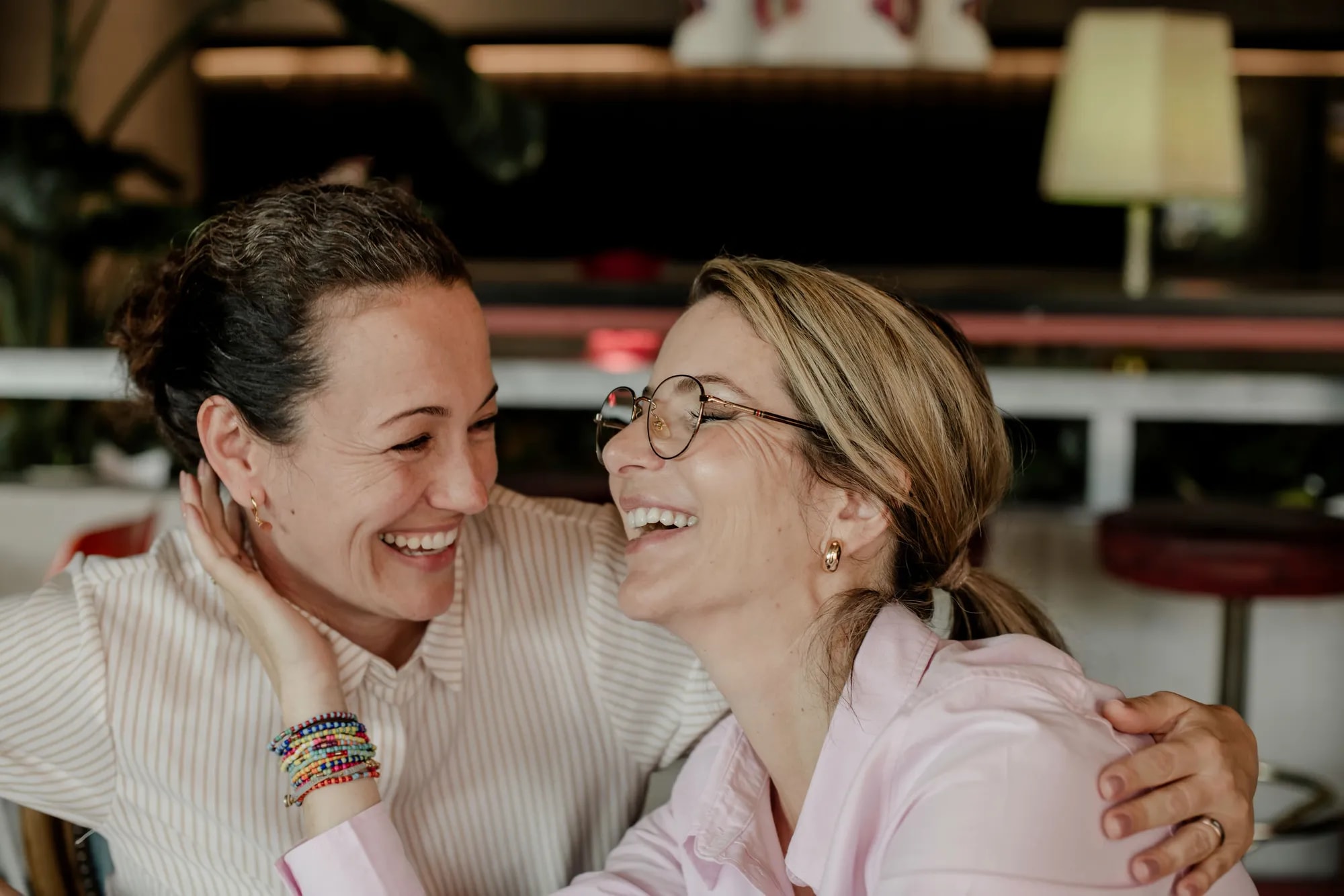 Annika Redlich & Andrea Borzatta (right) have been working together with all members for those affected in Switzerland for many years.